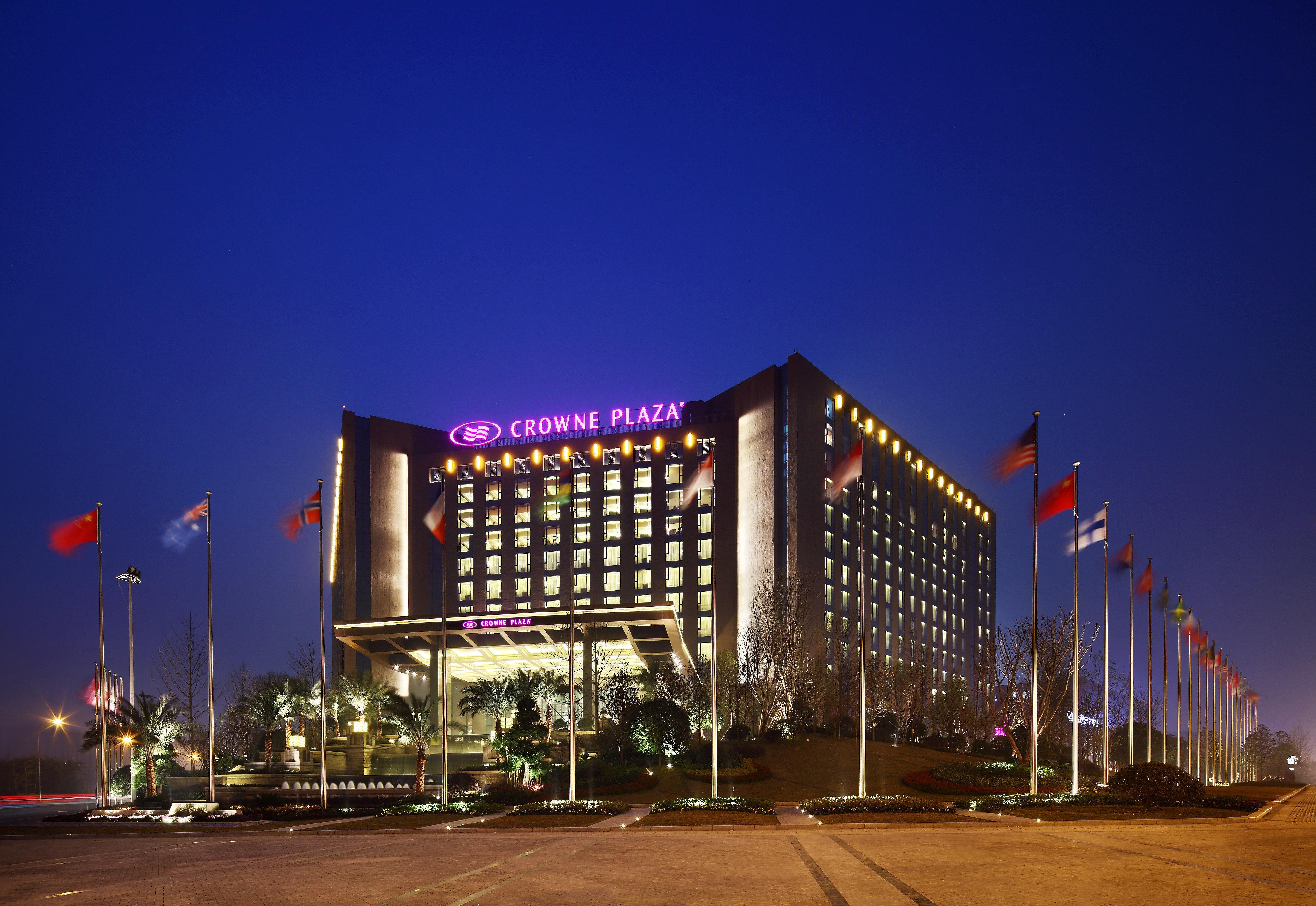 Crowne Plaza Chengdu West By Ihg Hotel Exterior photo